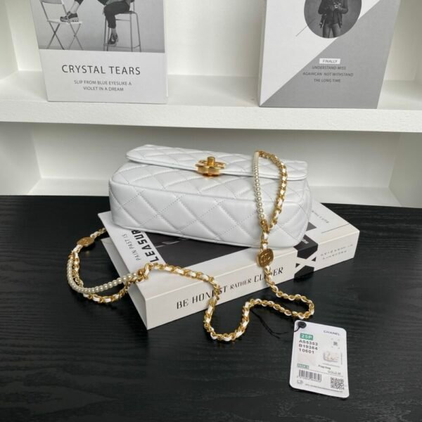 CHL 25P Spring/Summer Collection AP5353 Mini Flap Bag 22cm