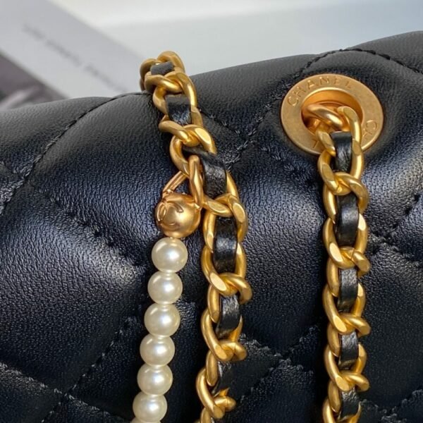 CHL 25P Spring/Summer Collection AP5352 Mini Flap Bag 20cm