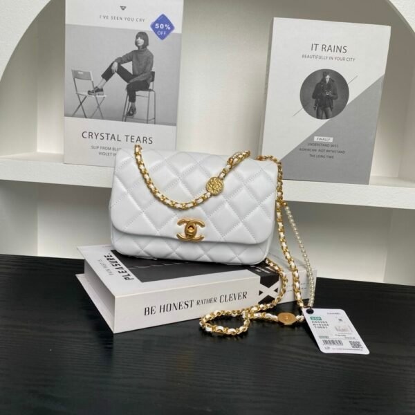 CHL 25P Spring/Summer Collection AP5352 Mini Flap Bag 20cm