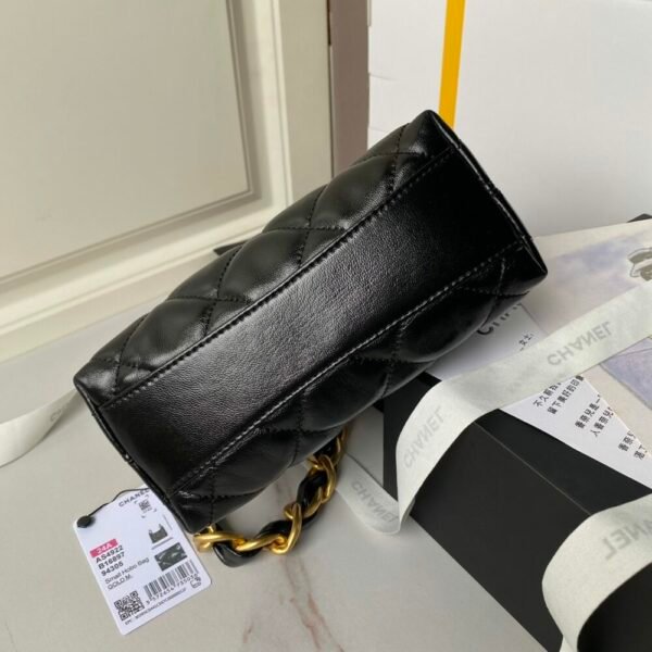 CHL 24A Underarm Bag AS4922 Hobo 22.5cm