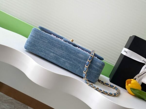 CHL Used CF denim blue and pink flowers 25cm