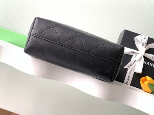 CHL 25p hobo underarm bag AS5425 35cm