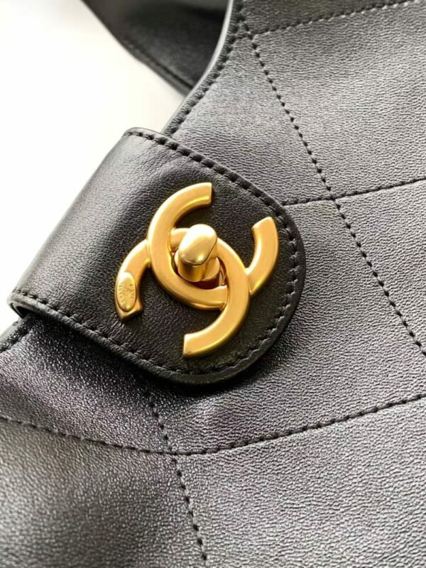 CHL 25p hobo underarm bag AS5425 35cm