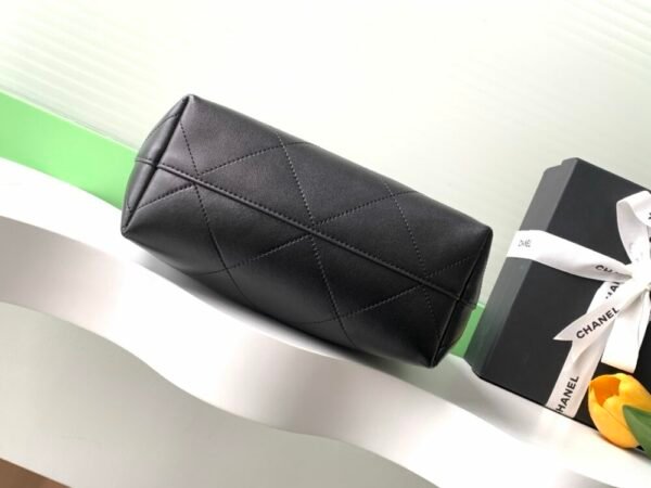 CHL 25p hobo underarm bag AS5403 27cm