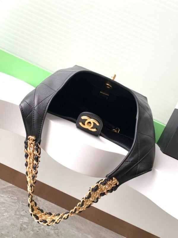 CHL 25p hobo underarm bag AS5403 27cm