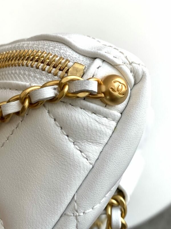 CHL 24A Pearl Chain Waist Bag 24cm