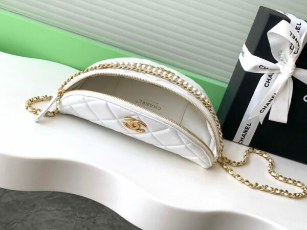 CHL 24A Pearl Chain Waist Bag 24cm