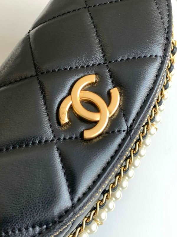 CHL 24A Pearl Chain Waist Bag 24cm