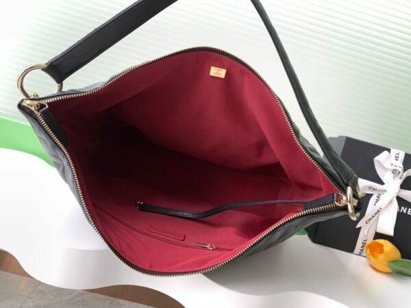 CHL 23B hobo underarm bag AS4339 37cm