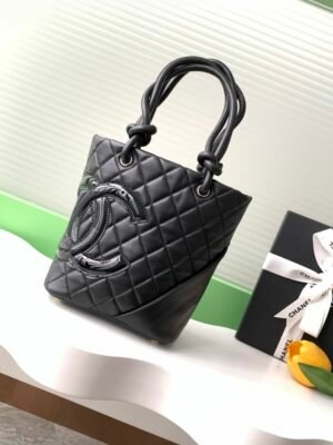 CHL Panda basket bag double C logo handbag AS6335 20cm