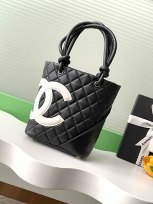 CHL Panda basket bag double C logo handbag AS6335 20cm