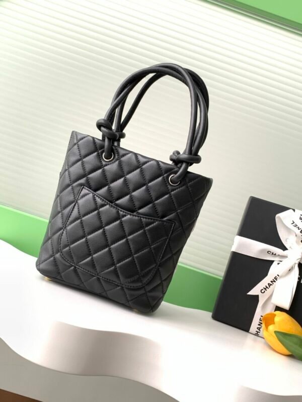 CHL Panda basket bag double C logo handbag AS6335 20cm