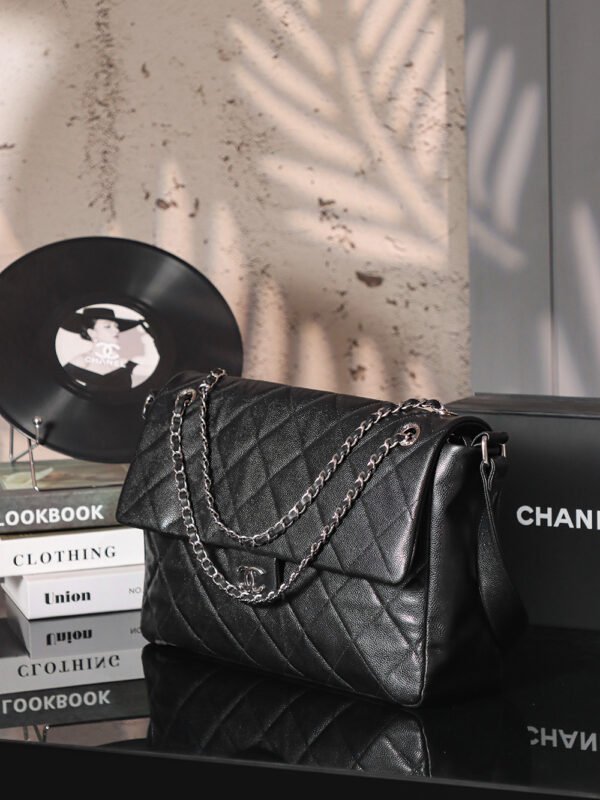 CHL Second-hand | Black and silver three-chain caviar leather airport bag