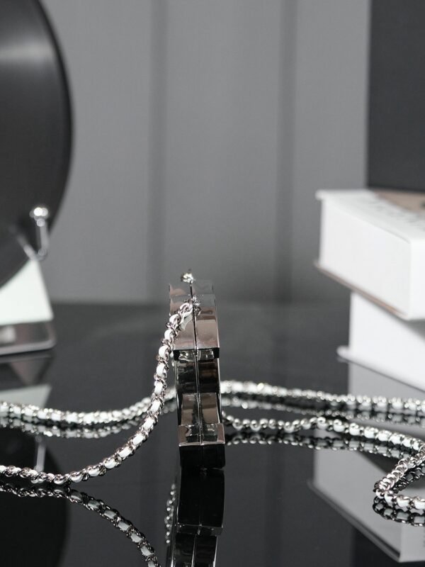 CHL 25c Resort Collection  Mirror Bag