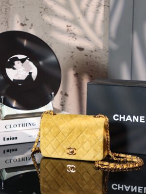 CHL 19cm mini box bag Suede cf