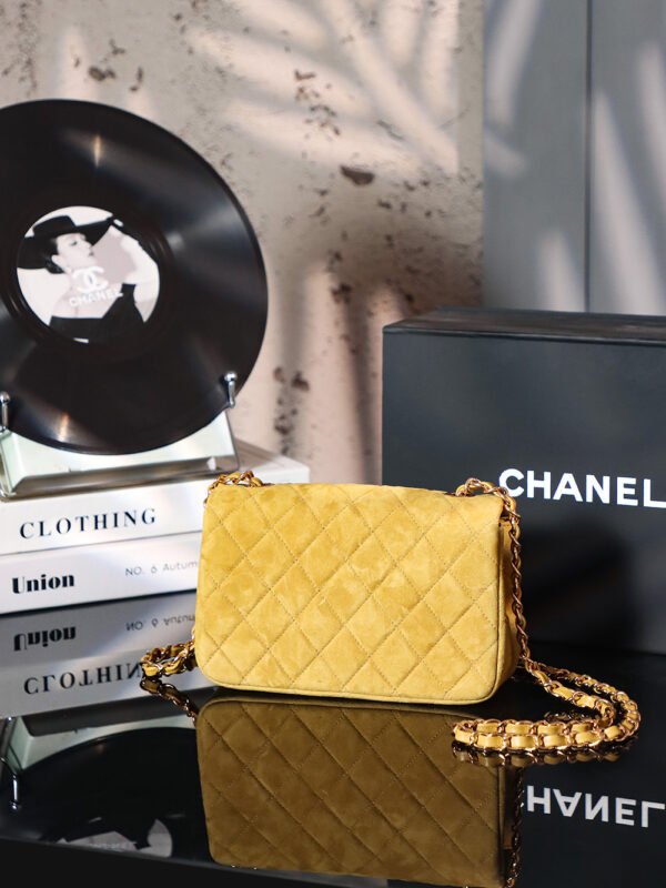 CHL 19cm mini box bag Suede cf