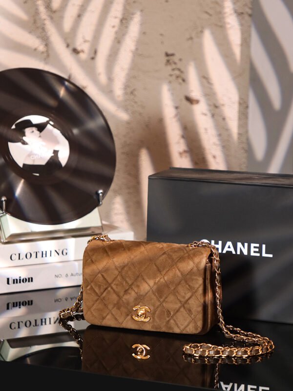 CHL 19cm mini box bag Suede cf