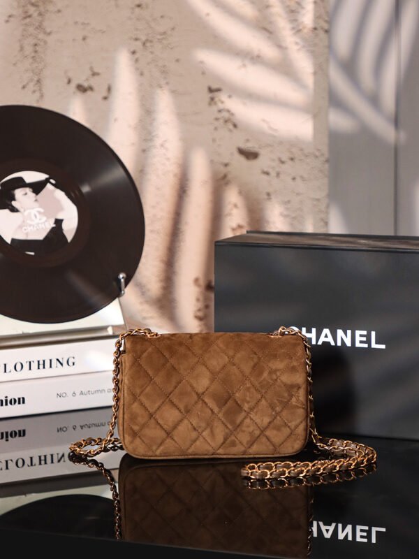 CHL 19cm mini box bag Suede cf