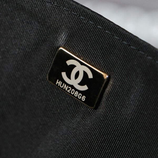 wsxc1743081780173_8 CHL cf airport bag graffiti bag 38cm