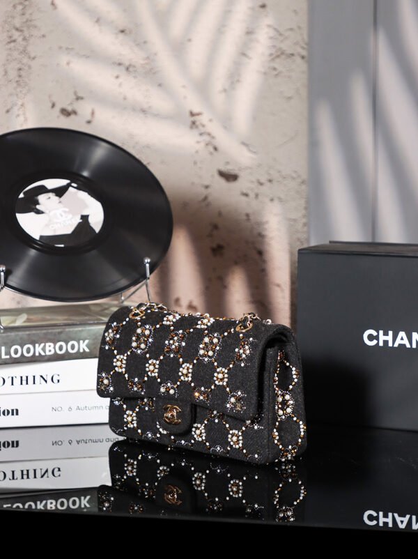 wsxc1743082318395_1 CHL Limited Edition Hand-sewn Beading Collector's Series 25.5cm