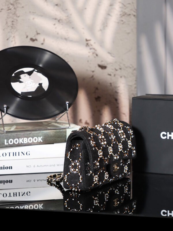 wsxc1743082318395_3 CHL Limited Edition Hand-sewn Beading Collector's Series 25.5cm