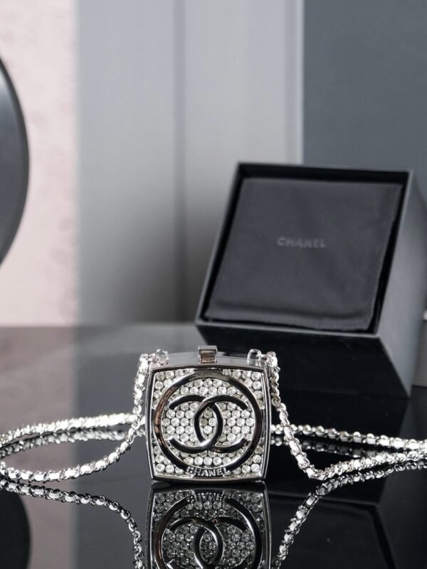 CHL 25A Early Spring Series Boutique Makeup Cake Box 7.2cm