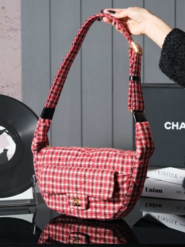 CHL 24N Red Houndstooth Crossbody Bag Ski Series AS5302 30cm