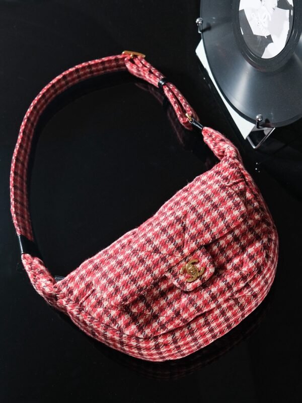CHL 24N Red Houndstooth Crossbody Bag Ski Series AS5302 30cm