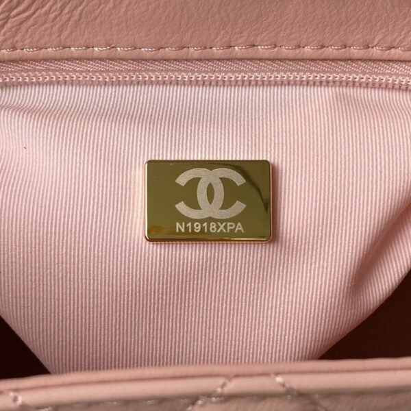 CHL handbags from the Fall/Winter 2023/24 collection AS4416 19cm