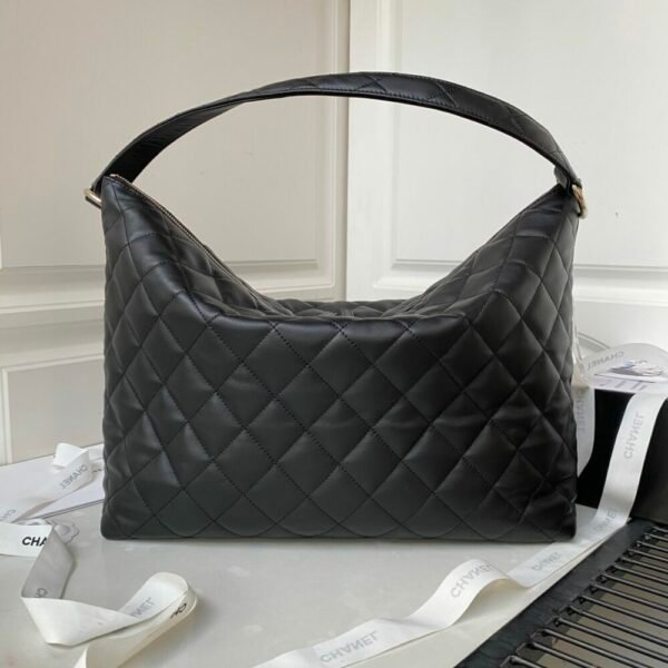 CHL 23b hippie hobo AS4339 37cm