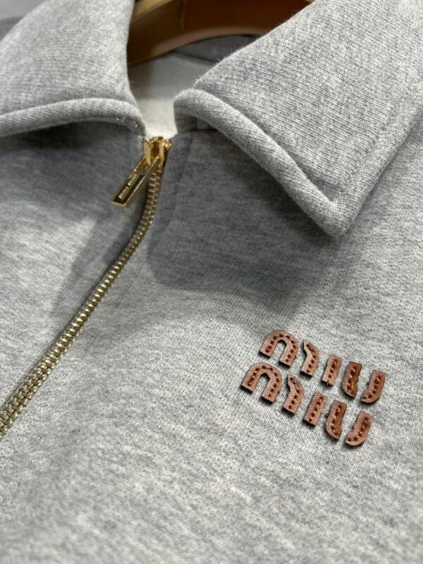 Luxury Designer Fashion women's tops-77