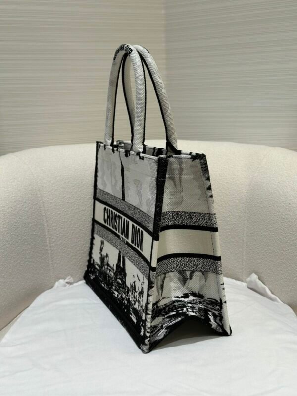 DIO lady DI luxury for women tote bag 36cm