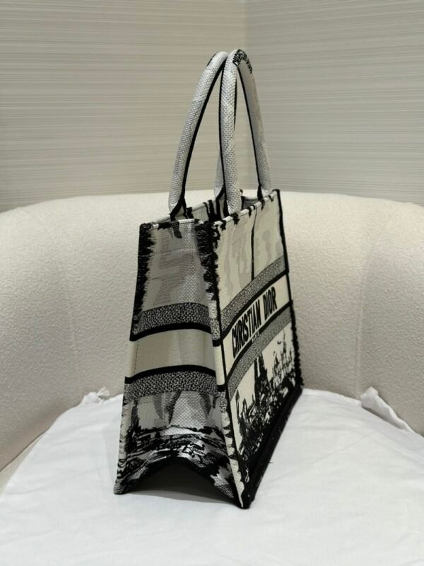 DIO lady DI luxury for women tote bag 36cm