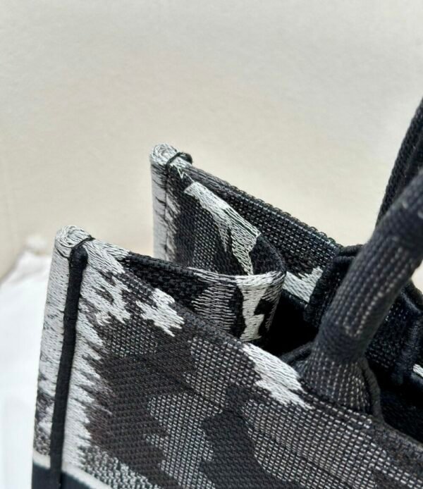 DIO lady DI luxury for women tote bag 36cm