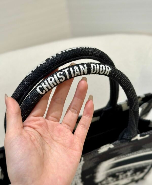 DIO lady DI luxury for women tote bag 36cm