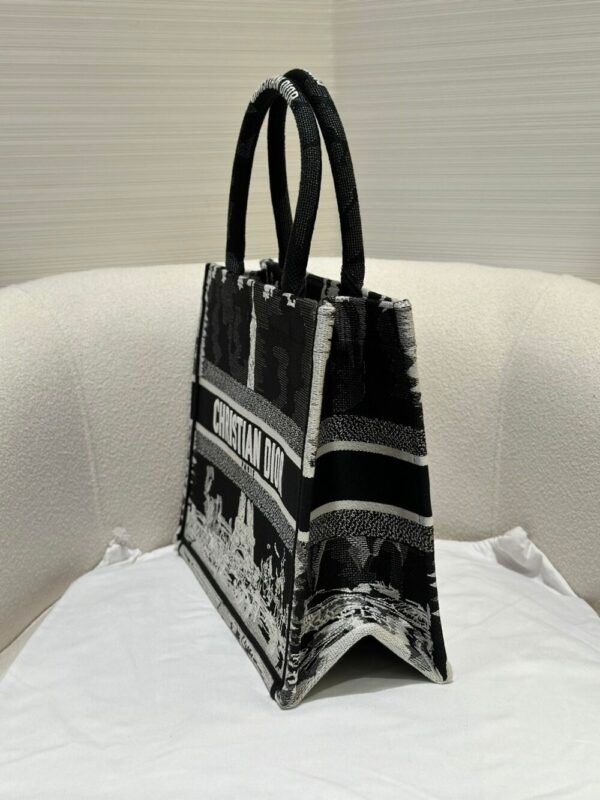 DIO lady DI luxury for women tote bag 36cm