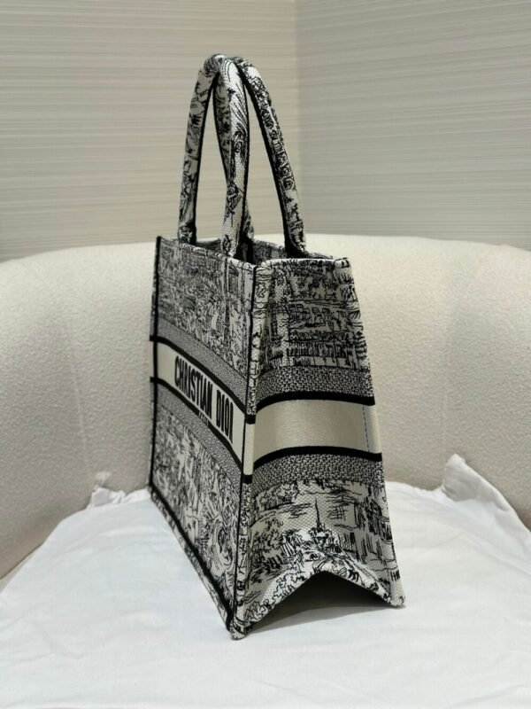 DIO lady DI luxury for women tote bag 36cm