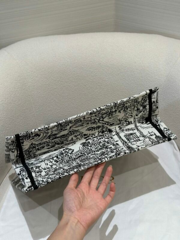 DIO lady DI luxury for women tote bag 36cm