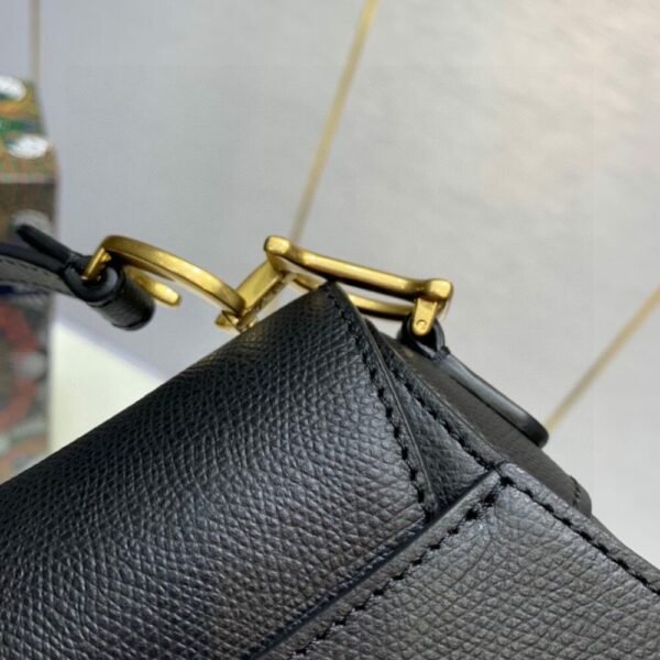 DIO lady DI luxury for women handbag shoulder bag saddle bag 19.5cm