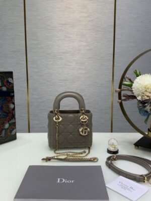 DIO lady DI luxury for women handbag shoulder bag lady Diana bag 17cm