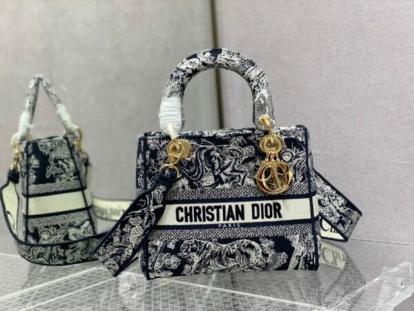 DIO lady DI luxury for women handbag shoulder bag Lady D-Lite 24cm
