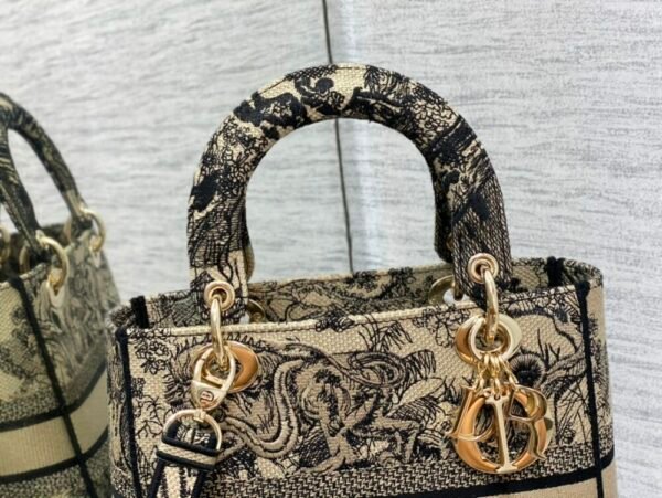 DIO lady DI luxury for women handbag shoulder bag Lady D-Lite 24cm