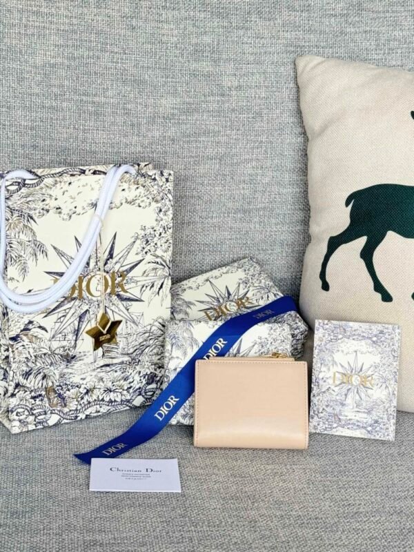 DIO lady DI luxury for women Di Caro Dahlia wallet card holder 11.5x9x2cm