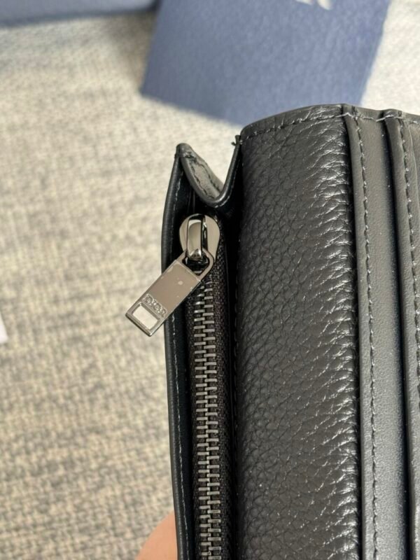 DIO lady DI luxury for women Vertical long wallet 9x18.8x2cm