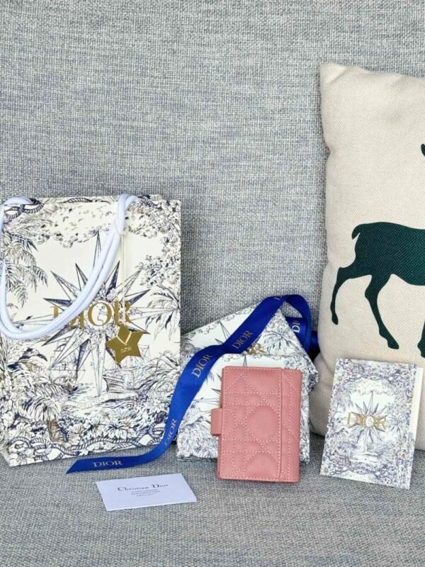 DIO lady DI luxury for women card holder wallet 11x8x1.3cm