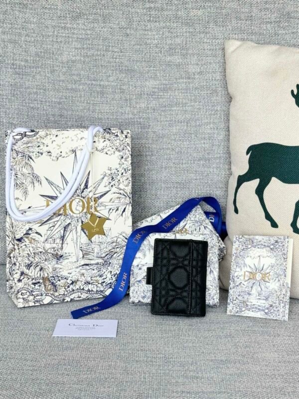 DIO lady DI luxury for women card holder wallet 11x8x1.3cm