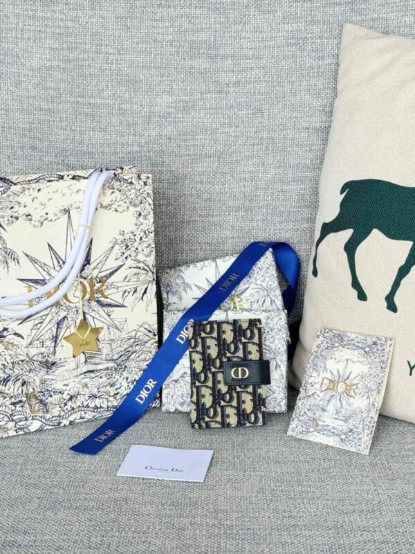 DIO lady DI luxury for women card holder wallet 11x8x1.3cm