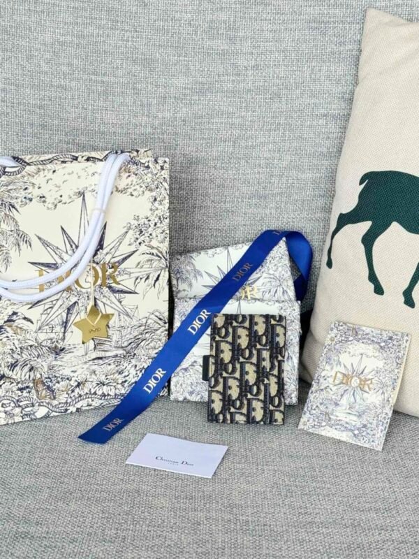 DIO lady DI luxury for women card holder wallet 11x8x1.3cm