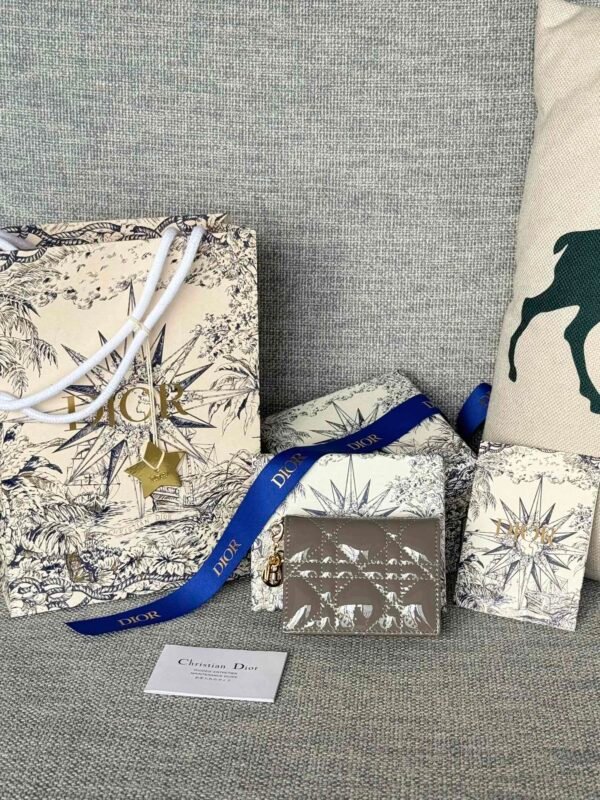 DIO lady DI luxury for women card holder wallet 10.5x7.5x2.5cm