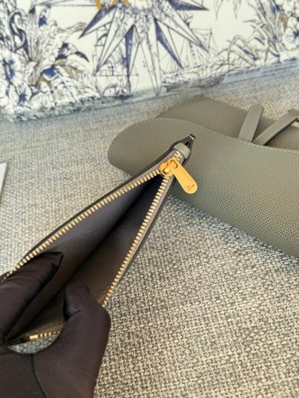 DIO lady DI luxury for women SaddleWoc Chain Bag